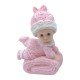 Bébé Fille sur Gros Coussin Rose