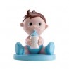 Figurine Petit Garçon en Bleu avec Biberon